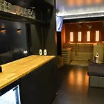 chambre avec jacuzzi sauna privatif